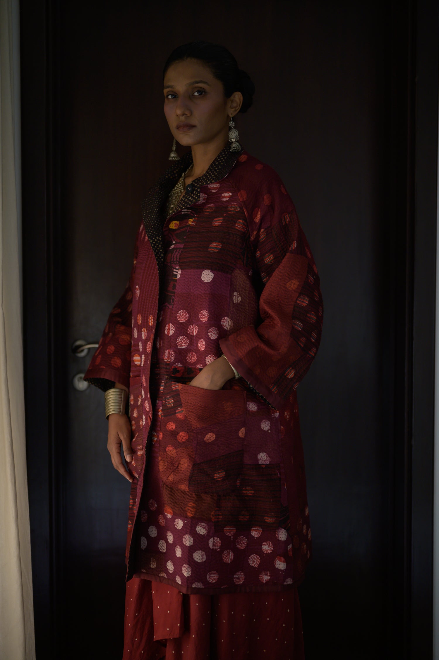Kabira Jacket | Madder & Black