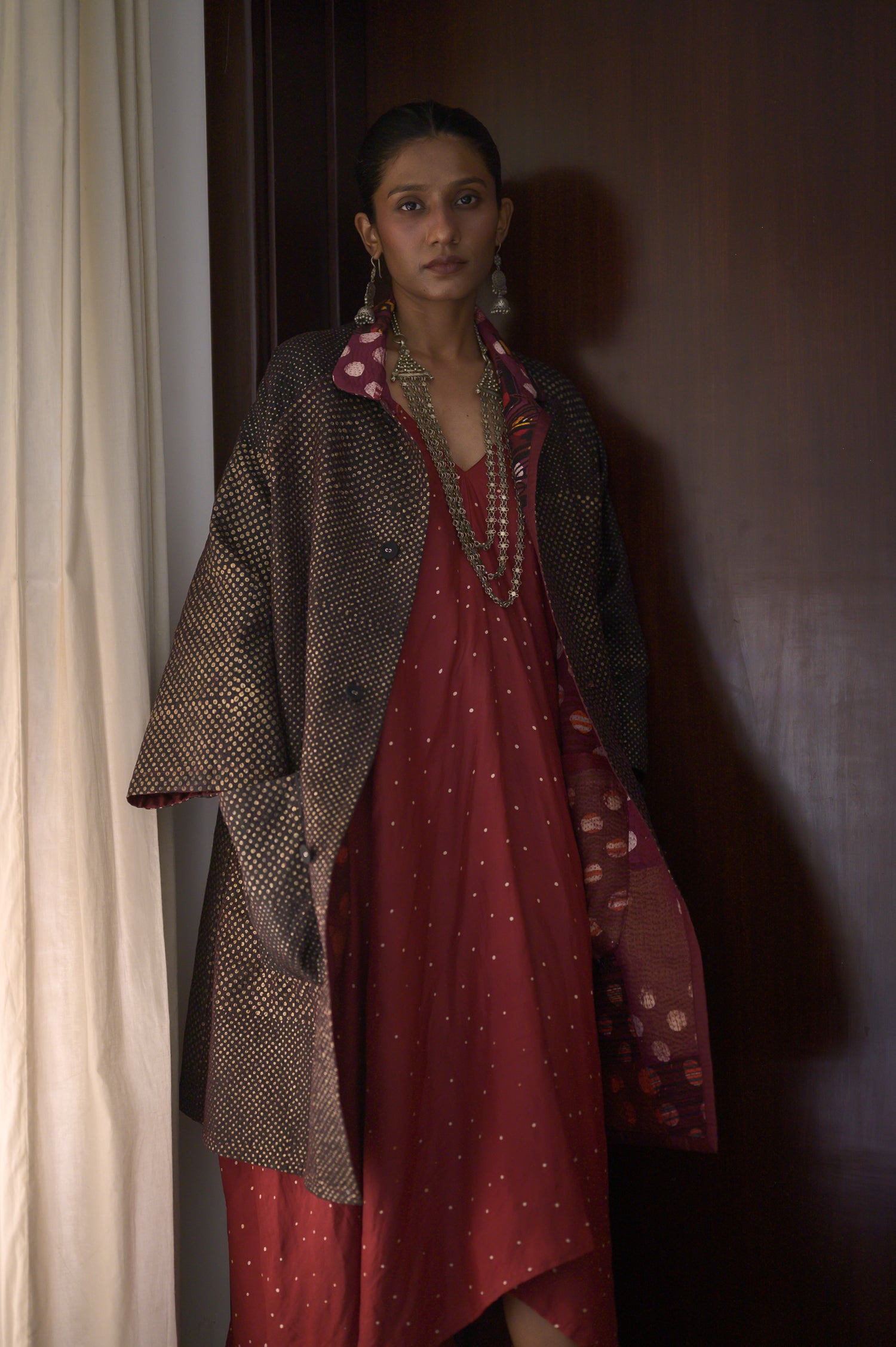 Kabira Jacket | Madder & Black