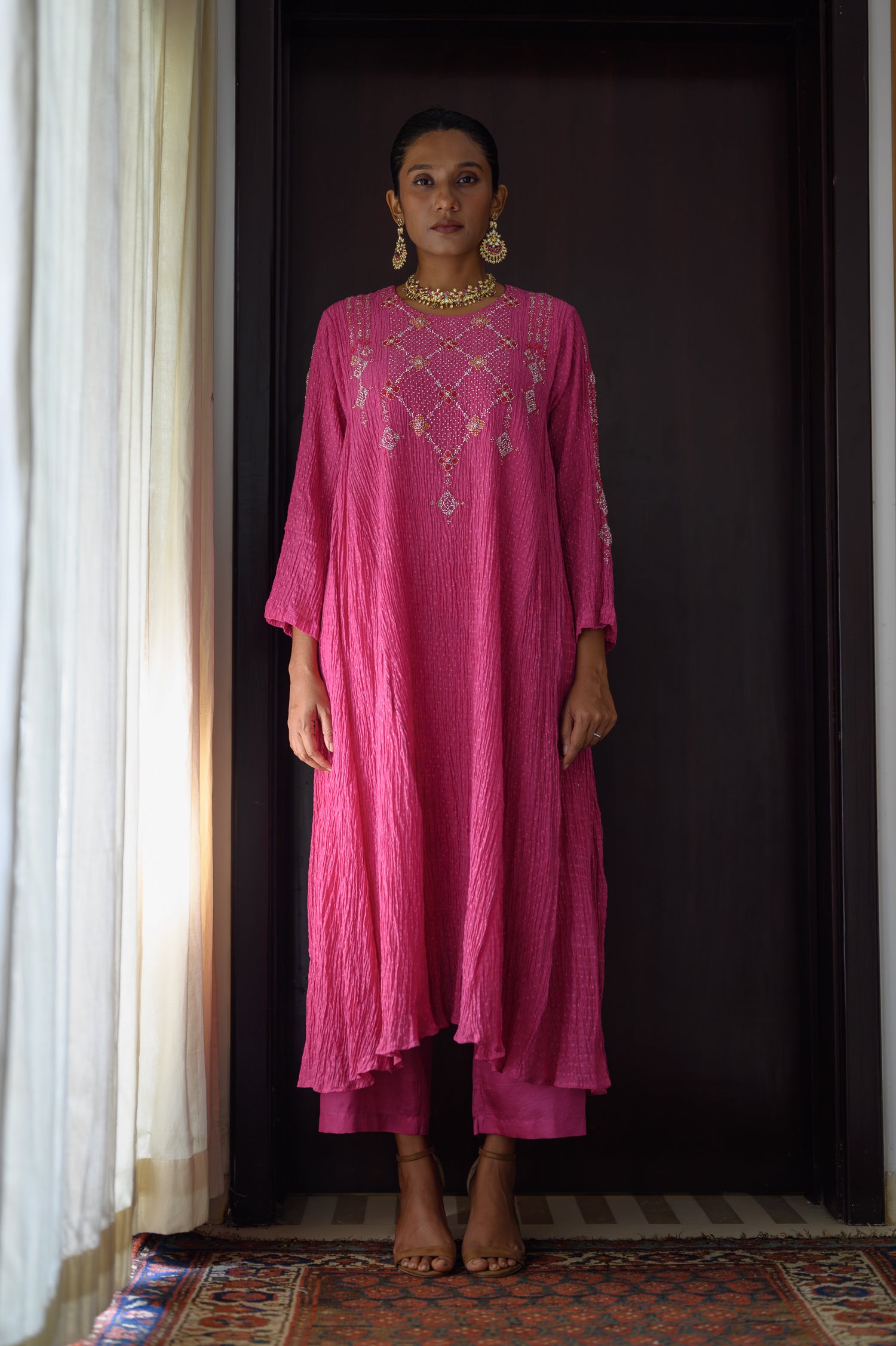 Chaarphooli Abho | Magenta Pink