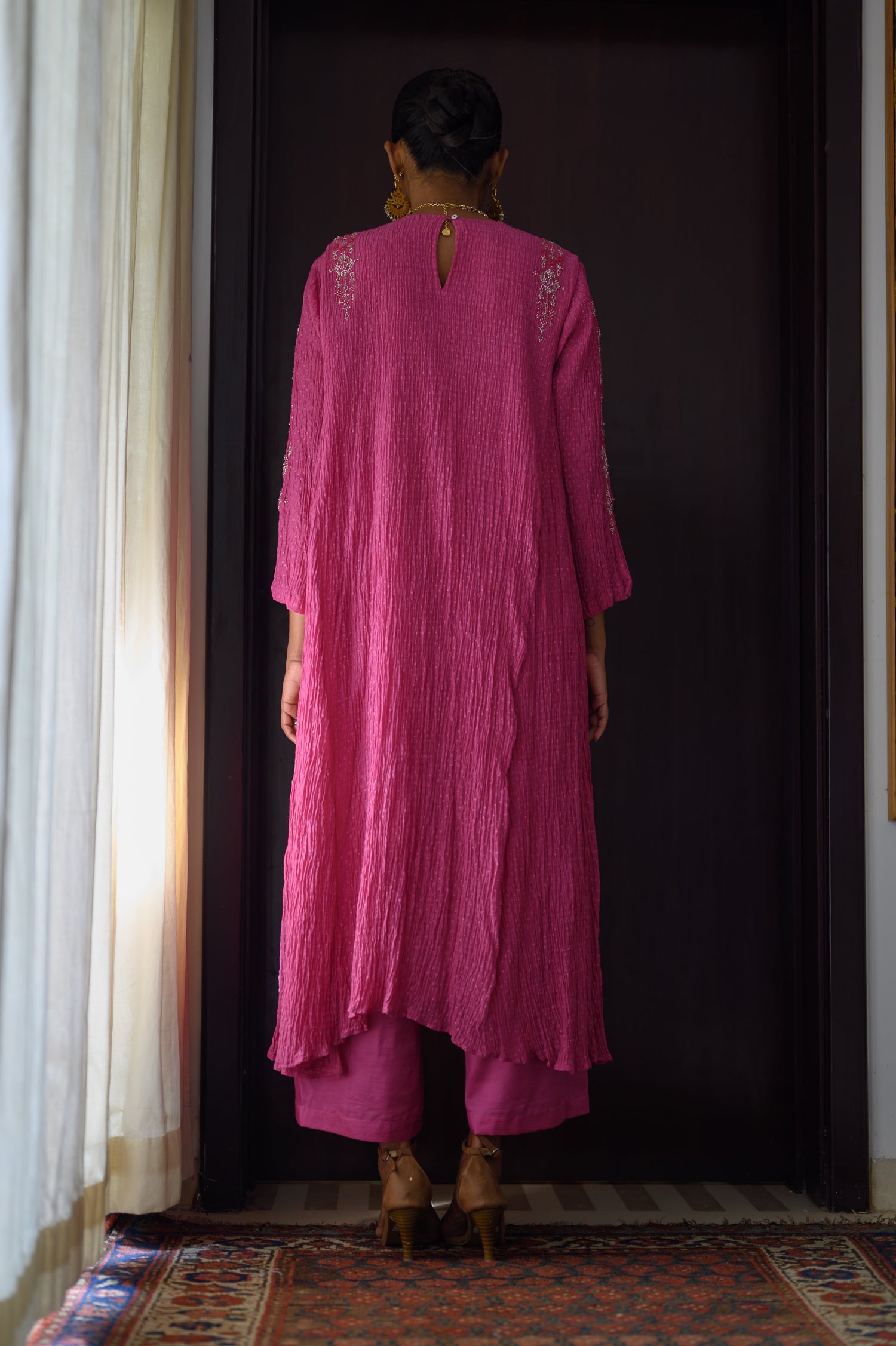 Chaarphooli Abho | Magenta Pink