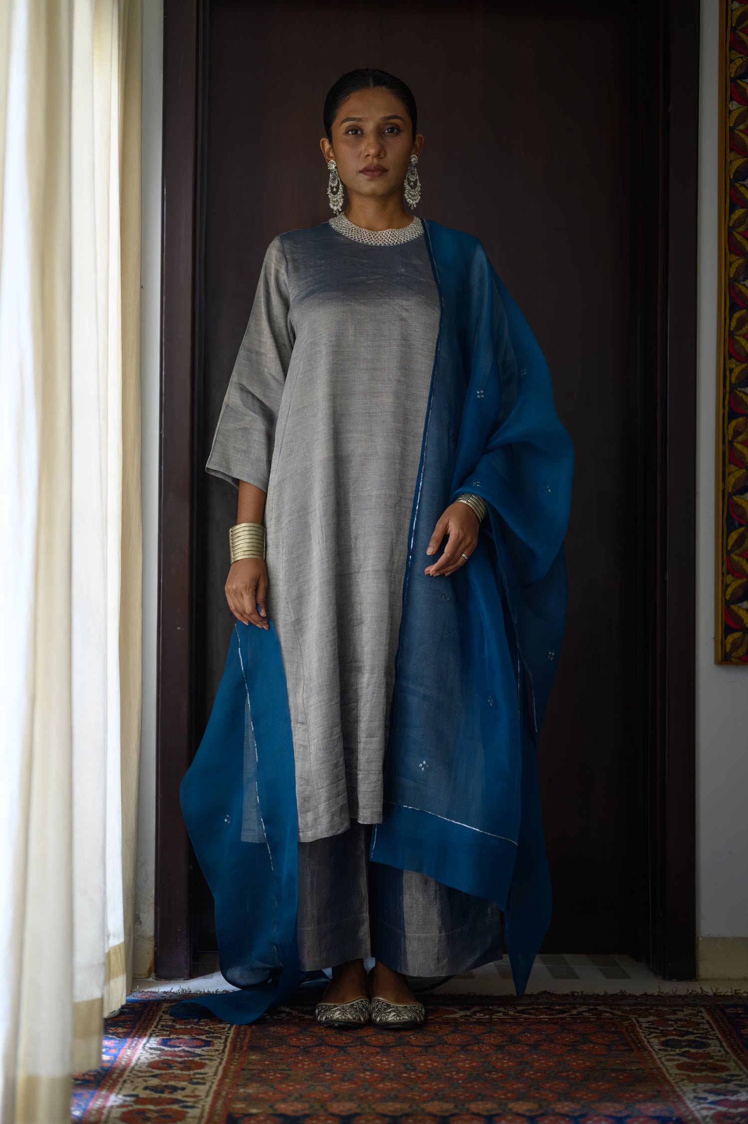 Neela Kurta