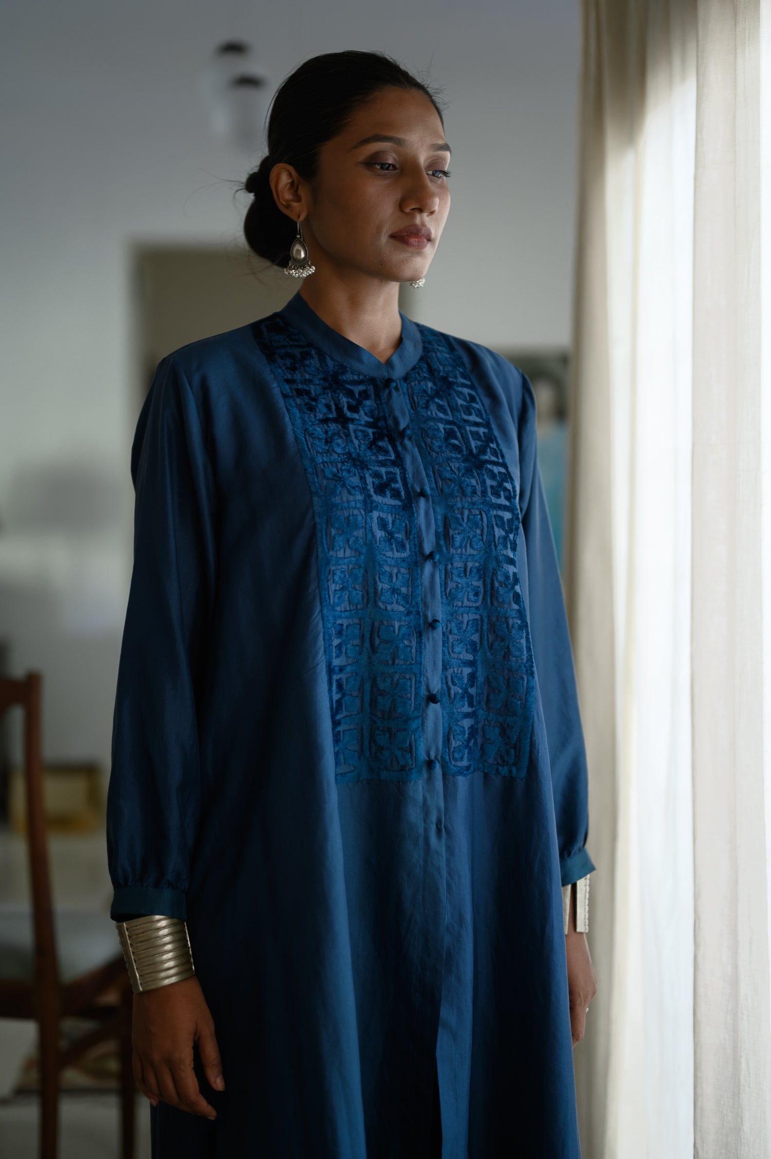 Long Open Shirt | Appliqué